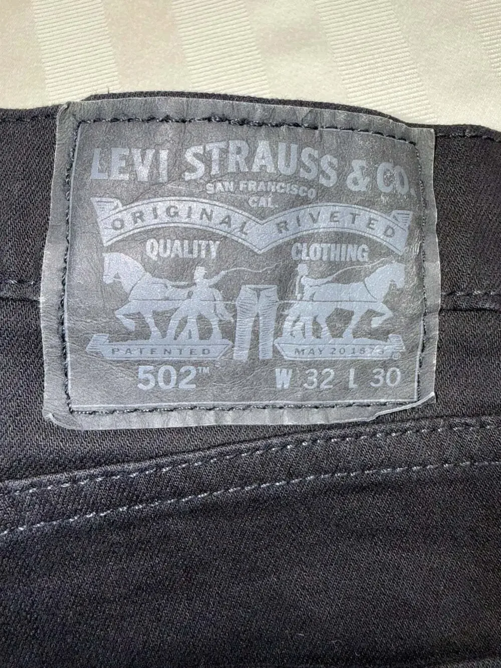 Levis 502 Regular Tapered Jeans Mens 32x30 Dark Black WaterLess Denim Pants EUC
